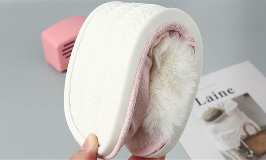 Image 6: Women's Indoor Warm Plush Slippers