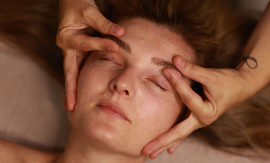 Image 9: Masaż relaksacyjny dla pary, liftingujący GUA Sha, masaż głowy i inne