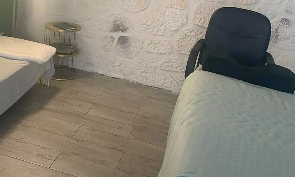 Rehaussement de cils avec teinture ou extension de cils