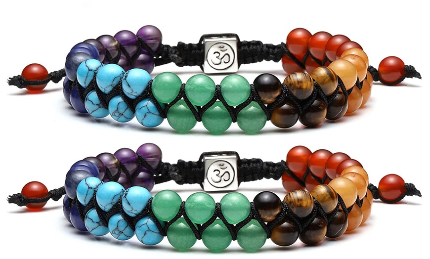 Image 9: Bracelet à pierres représentant les 7 chakras