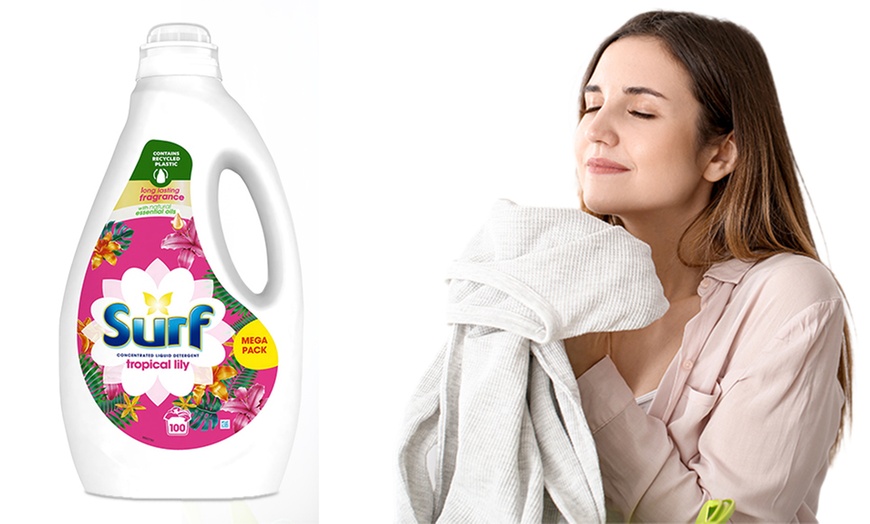 Image 2: Surf Concentrated Liquid Laundry Detergent Tropical Lily 2.7 Litre
