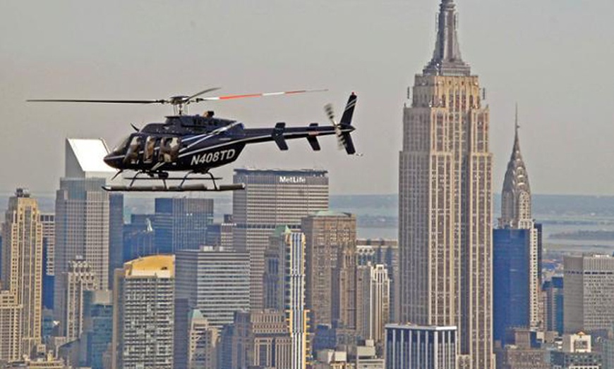 Helicopter flight over New York City | Groupon