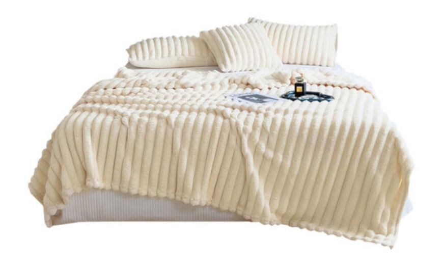 Image 4: Thick Plush Striped Winter Throw Blanket 