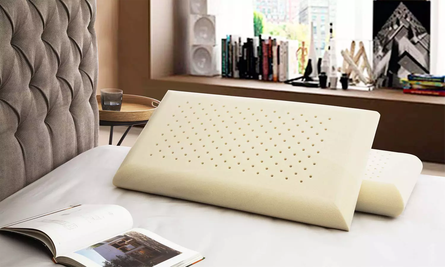 Fino a 4 cuscini Nuvola in Memory Foam con superficie forata, disponibili in 2 modelli con spedizione gratuita - Primary Image