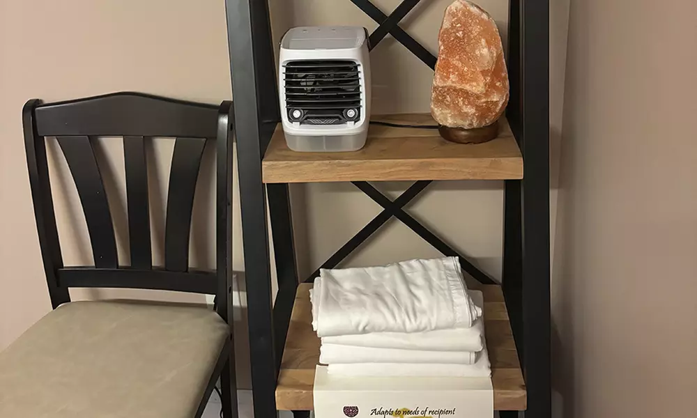 30, 60, or 90-Minute Therapeutic Massages with Aromatherapy  