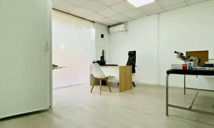 Hasta 44% de dto. en Revisión médica en Centro Médico La Maquinista