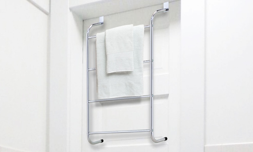 Image 2: Four-Bar Over-Door Towel Hanger