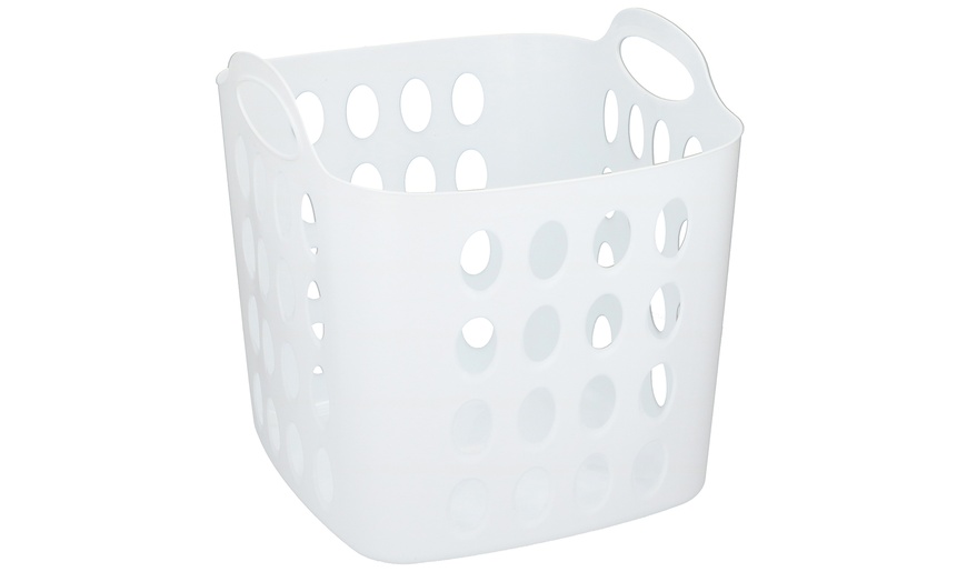 Image 2: 35-Litre Flexible Plastic Laundry Basket