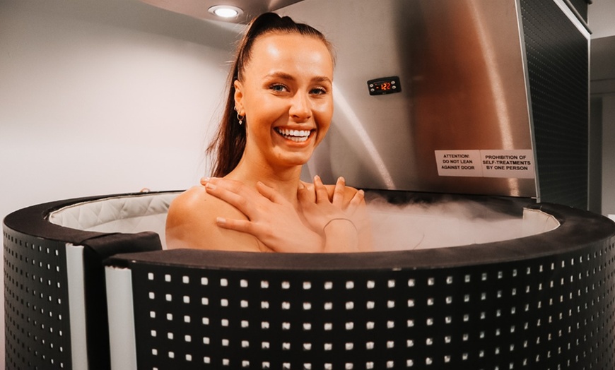 Image 2: Full-Body Cryotherapy