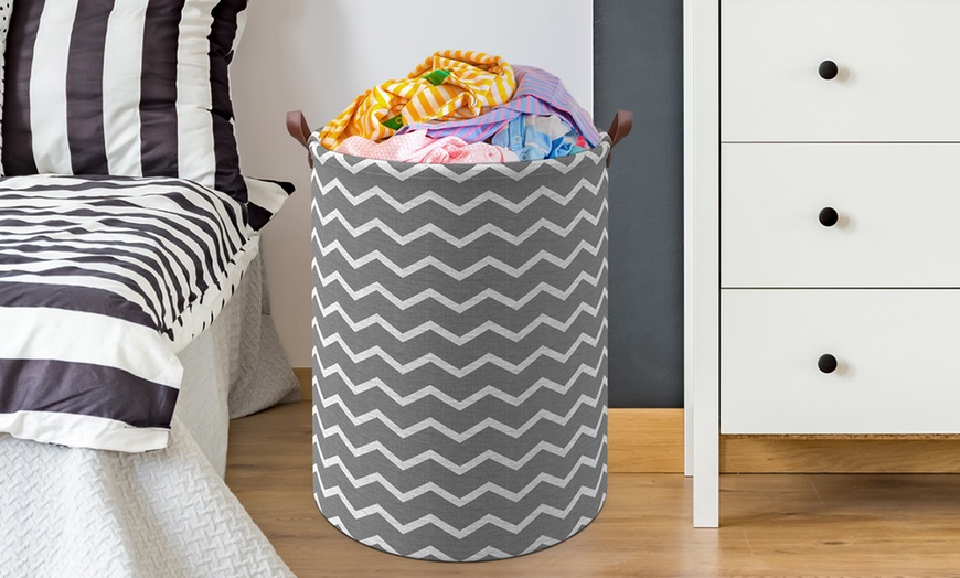 Image 35: Vinsani Drawstring Laundry Basket