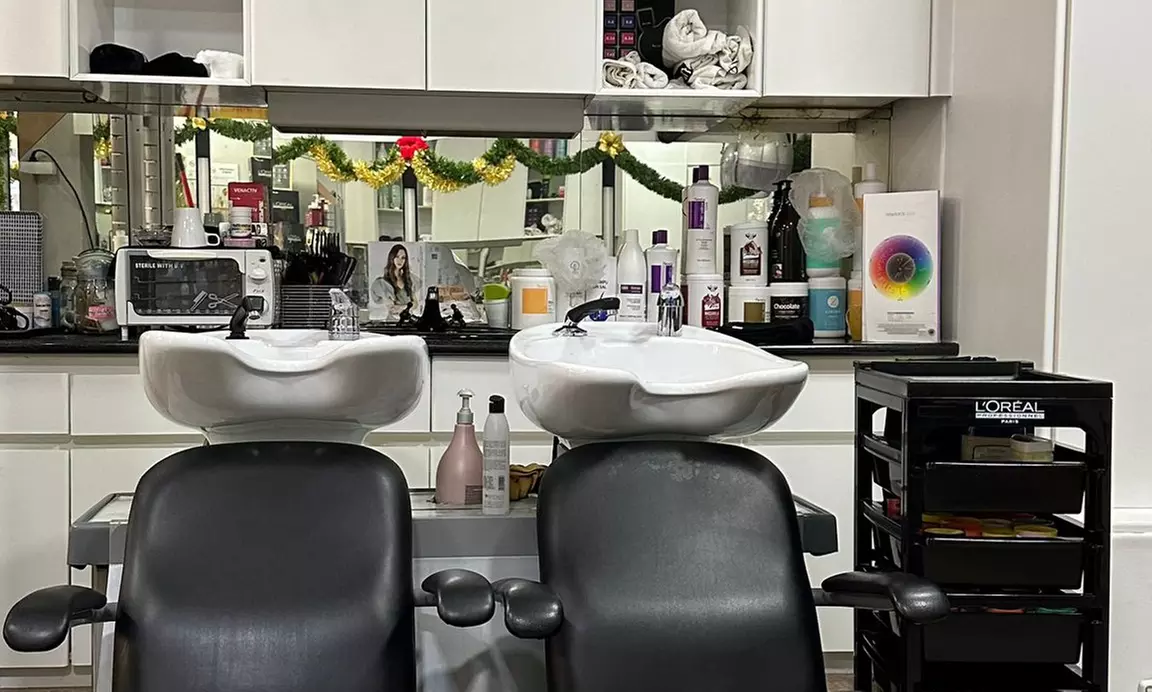 ¡Consigue un cabello liso y radiante con este tratamiento de alisado!