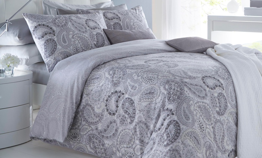 Image 11: Paisley Duvet Cover Set