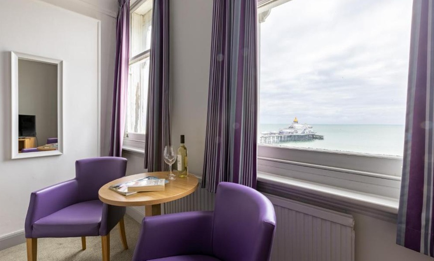 Image 12: Eastbourne: Standard Double Room for Two with Breakfast