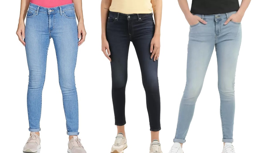 Image 1: Women Levi's Jeans