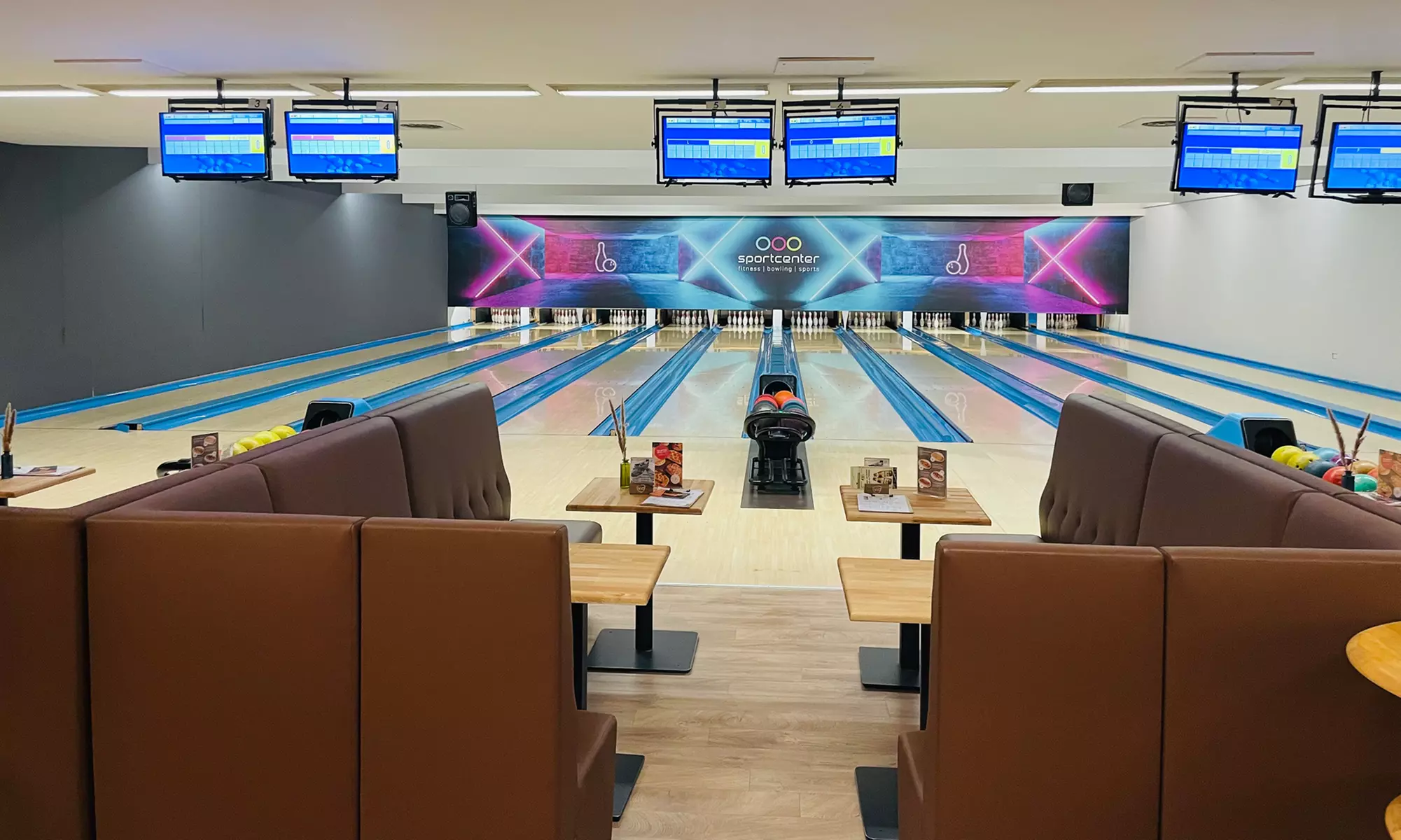 2 Std. Bowling für bis zu 6 Personen inkl. Leihschuhen