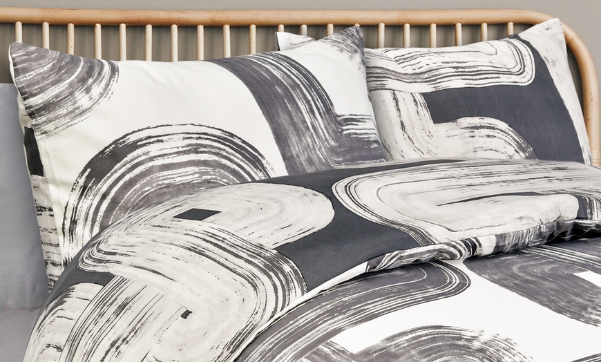 Image 5: Reversible Elemental Geo Duvet Set