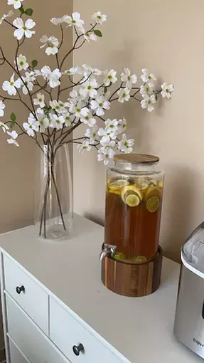 Massages for 1 or 2 with Hot Towels, Organic Massage Oil and Lemon Tea