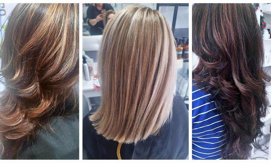 Image 1: Ultimate Hair Care: Wash, Cut, Blowdry & Color