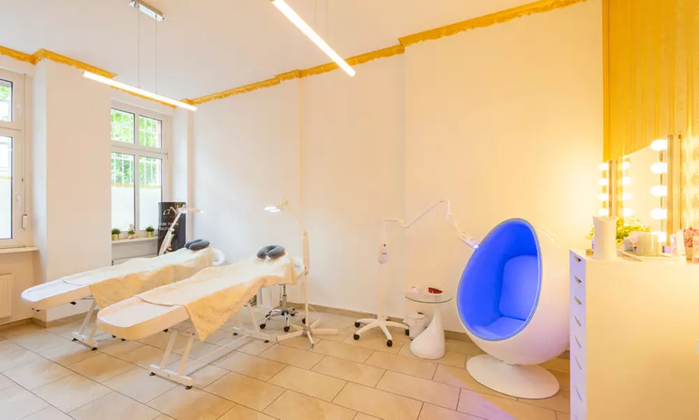 Wimpernverlängerung für 1 Person: Natürlicher Look mit 2D-Technik