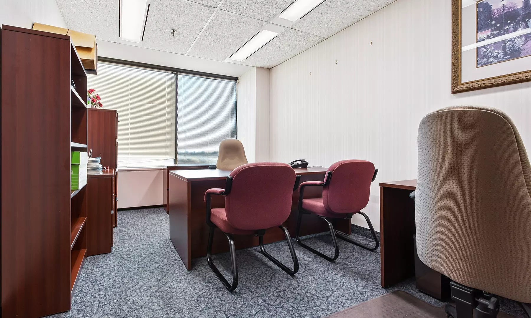 Up to 41% Off on Shared Working Space Rental at Execuspace North York - Second Medium