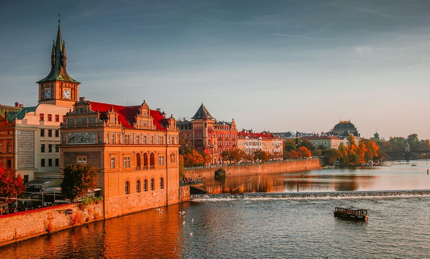 Image 1: ✈ Prague & Vienna: 4 or 6 Nights with Flights & Internal Transfers