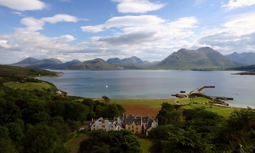 Image 7: Isle of Raasay: 4* Stay