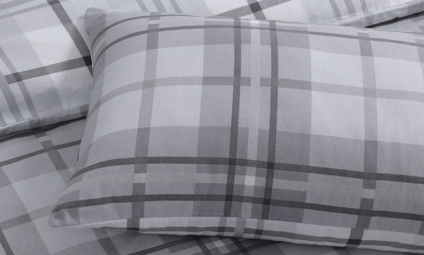 Image 10: Cotton Tartan Check Duvet Set