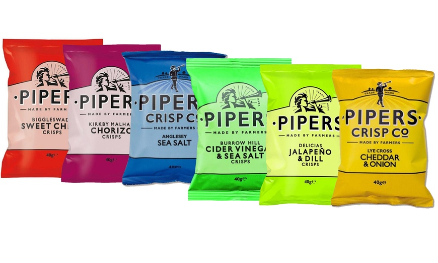 Image 13: Walkers Pipers 40g