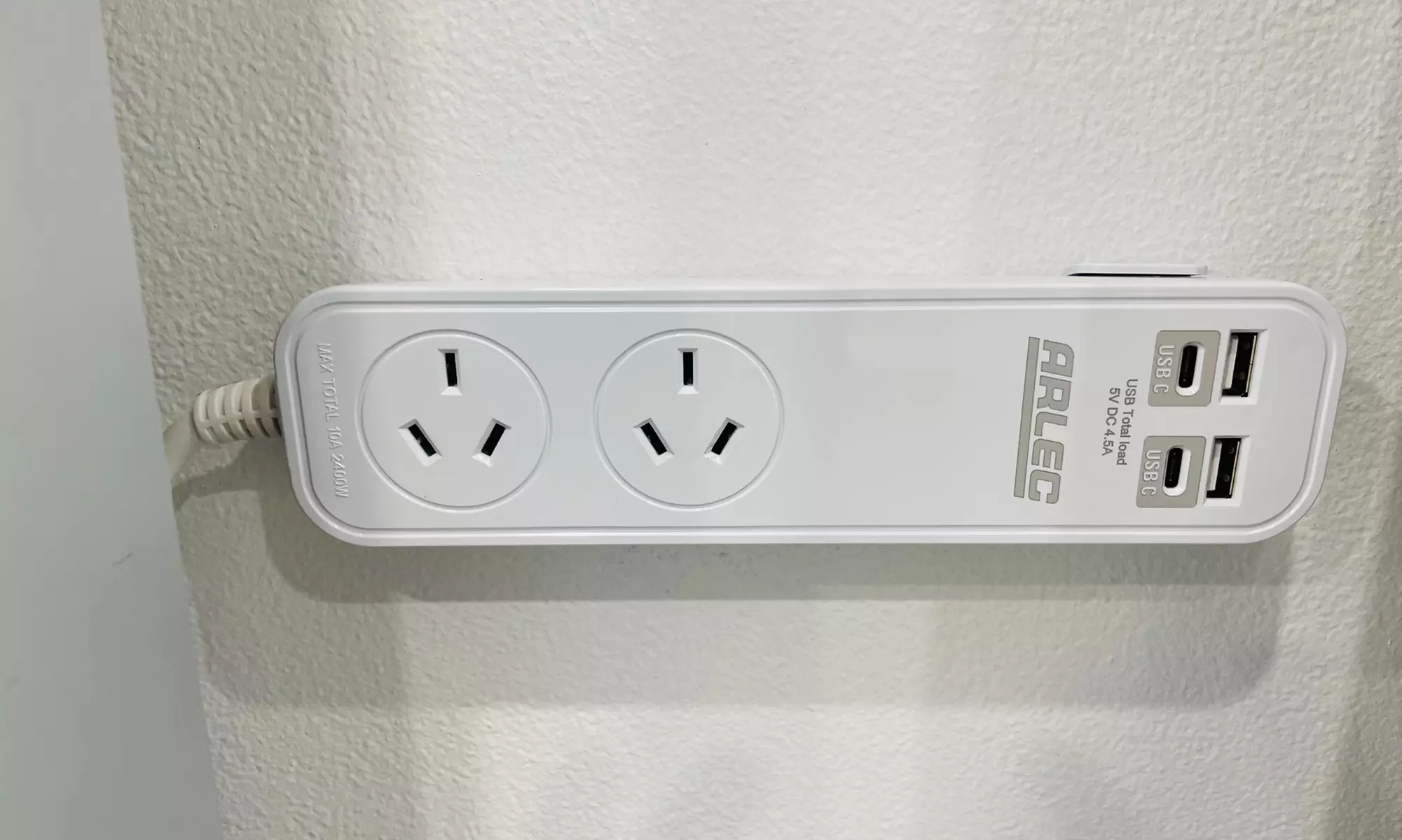 Fresh Look with Wash, Cut, Style Blow Dry, Foils or Full Color + Deep Hydration Treatment