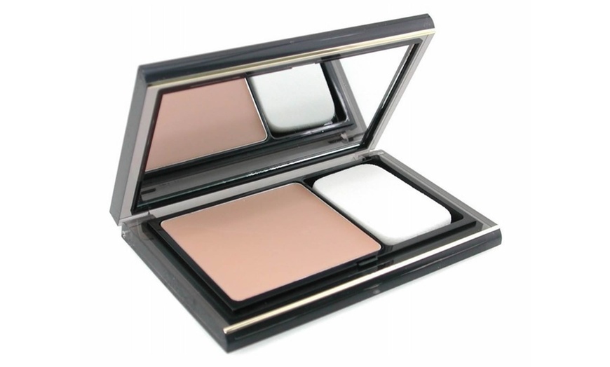 Image 4: Elizabeth Arden Flawless Finish