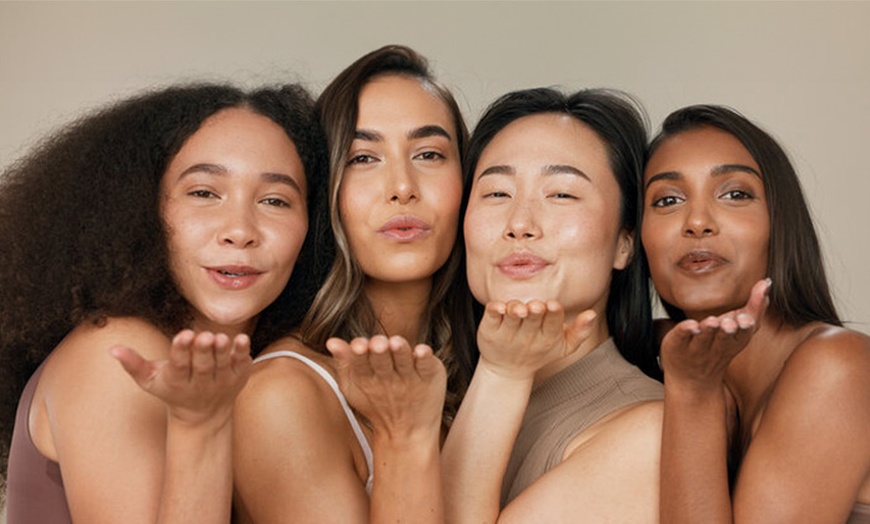 Image 1: Get a Perfect Haircare Services!