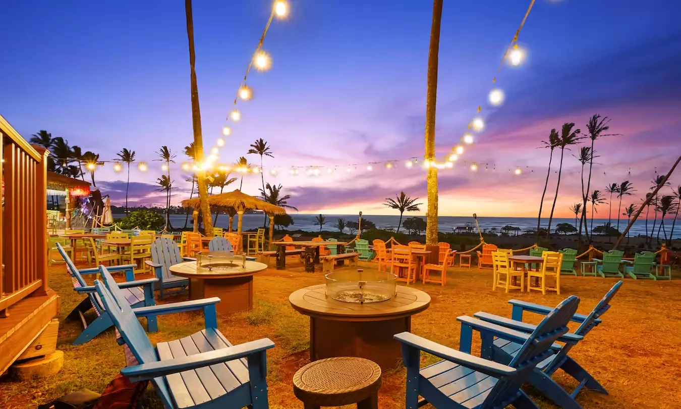 Stunning ocean views overlooking Wailua Bay!