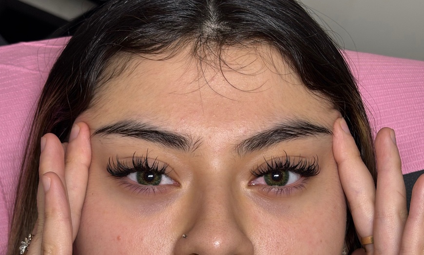 Image 1: Transform Your Looks with Eyelash Extensions! 