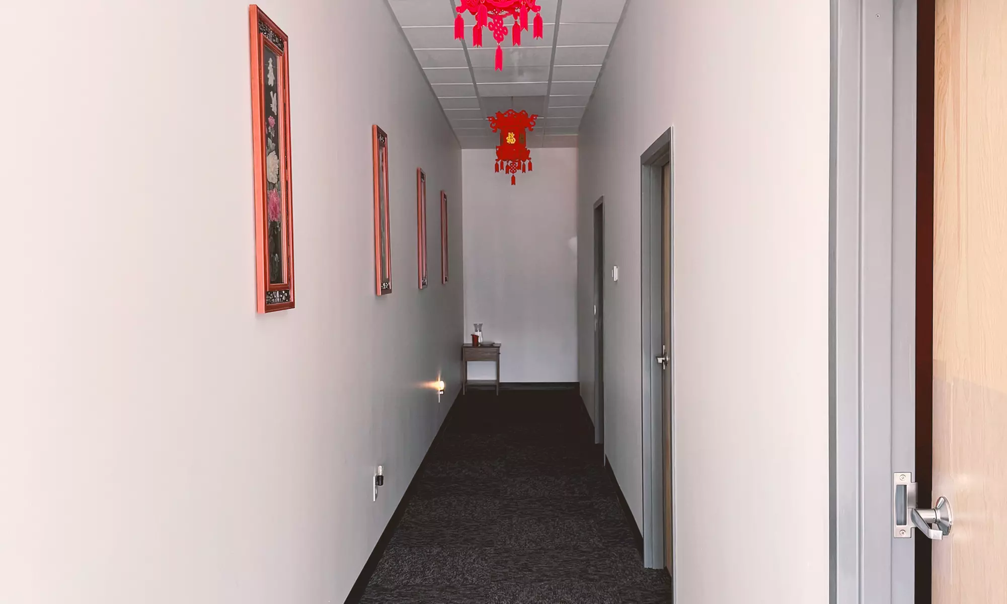 Relaxing Massage with Hot Stones & Essential Oils