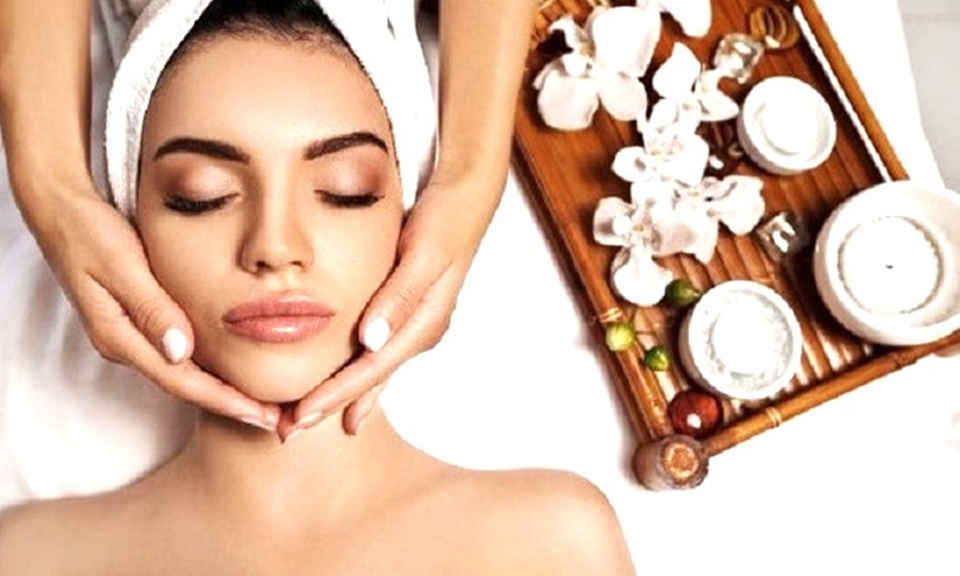 Limpieza con masaje Kobido, hidrodermoabrasión y radiofrecuencia