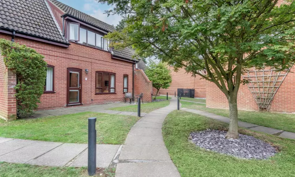 North Norfolk Coast: Stunning 4* Countryside Retreat up to 6