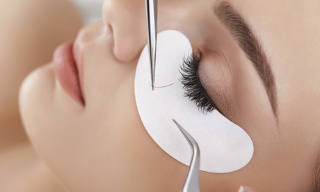 Extension de cils pose complète de 2h à 65,90 € à l'institut Zbodycare Sarl