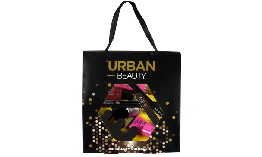 Image 2: Urban Beauty 10-Piece Make-Up Set