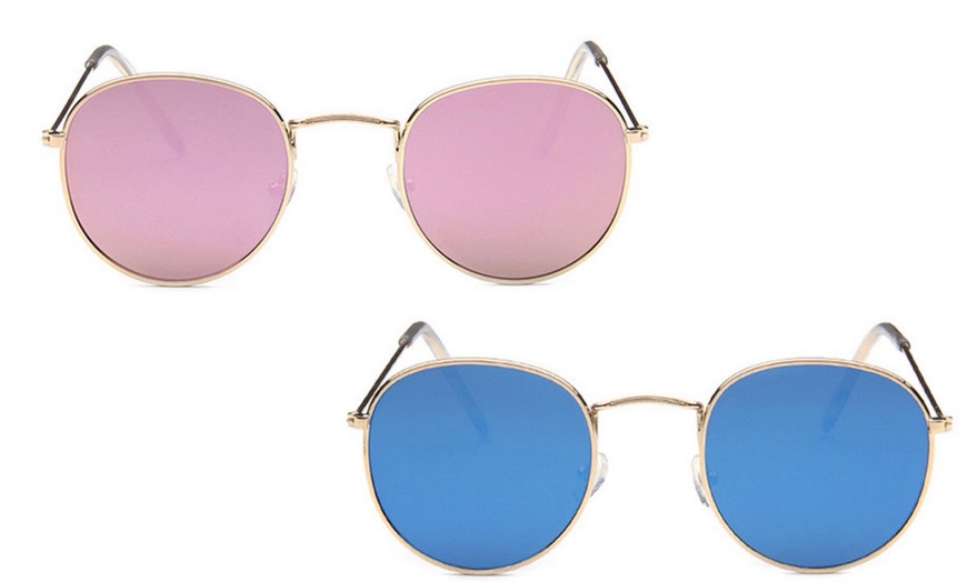 Image 9: Round-Mirrored Sunglasses