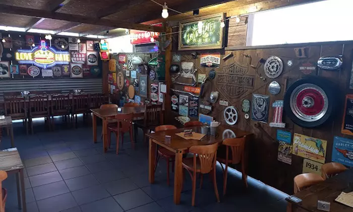 Sesión de 60 minutos de lanzamiento de hachas para 2 o 4 personas