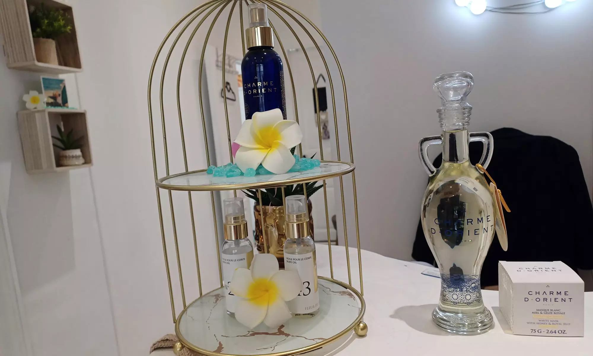 Pose de vernis semi-permanent mains et pieds en option à Paris