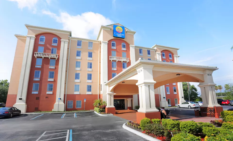 Stay at Comfort Inn International in Orlando, FL, with Dates into November - Primary Image