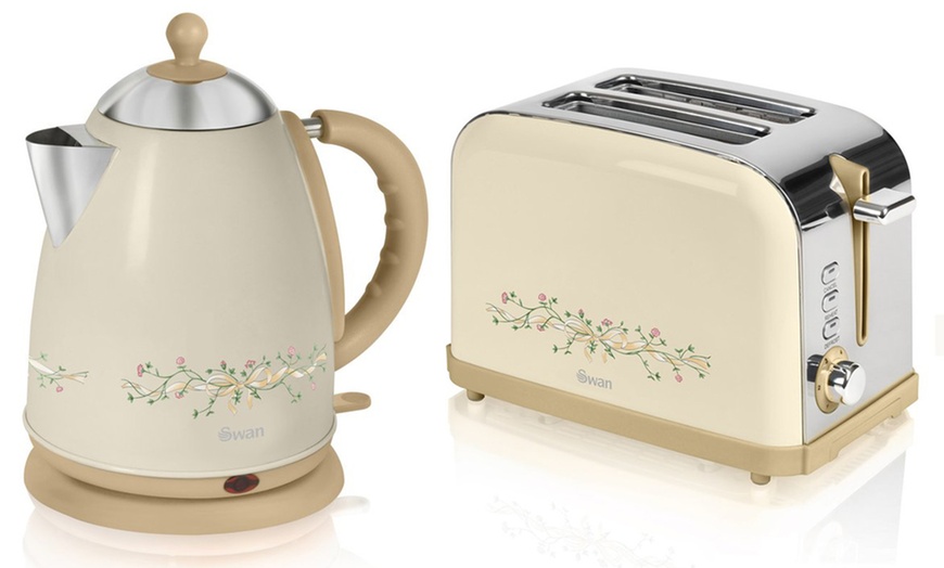 Image 1: Swan Kettle and Toaster Set