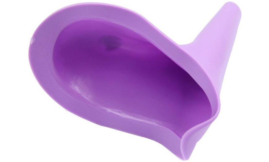 Image 4: Silicone Toilet Device for Women