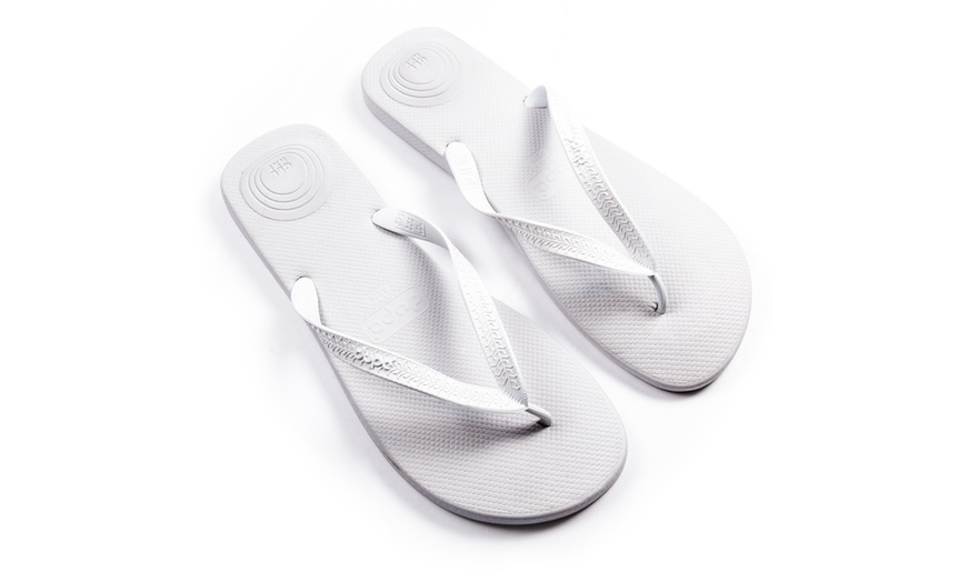 Image 6: Dupes by Havaiana Flip Flops