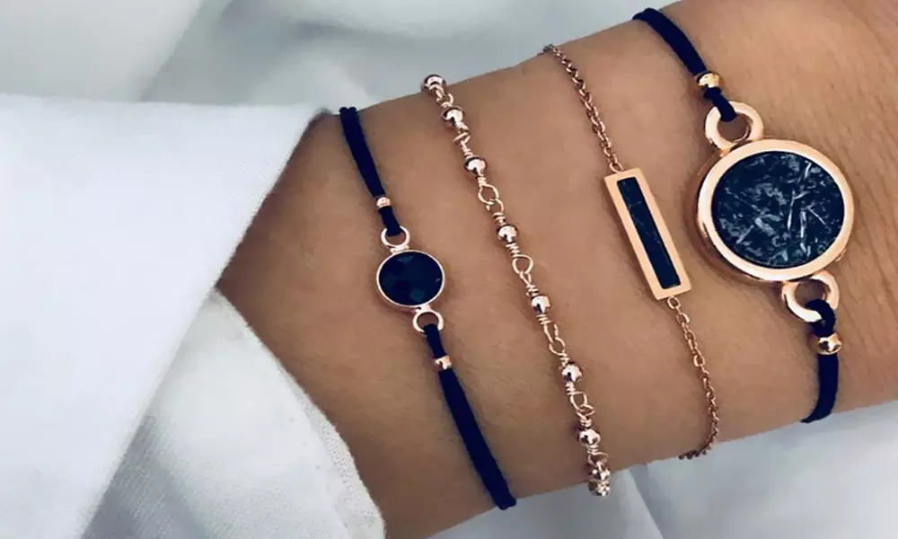 1x oder 2x 4-teiliges Armbänder-Set im Boho-Stil für Damen