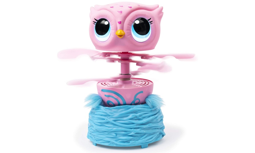 Image 4: Spin Master Owleez Flying Owl
