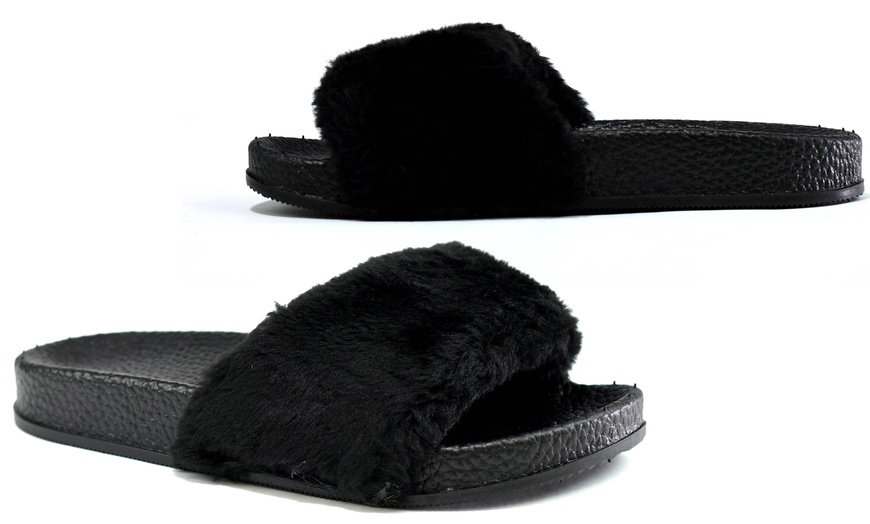 Image 2: Faux Fur Kids' Sliders