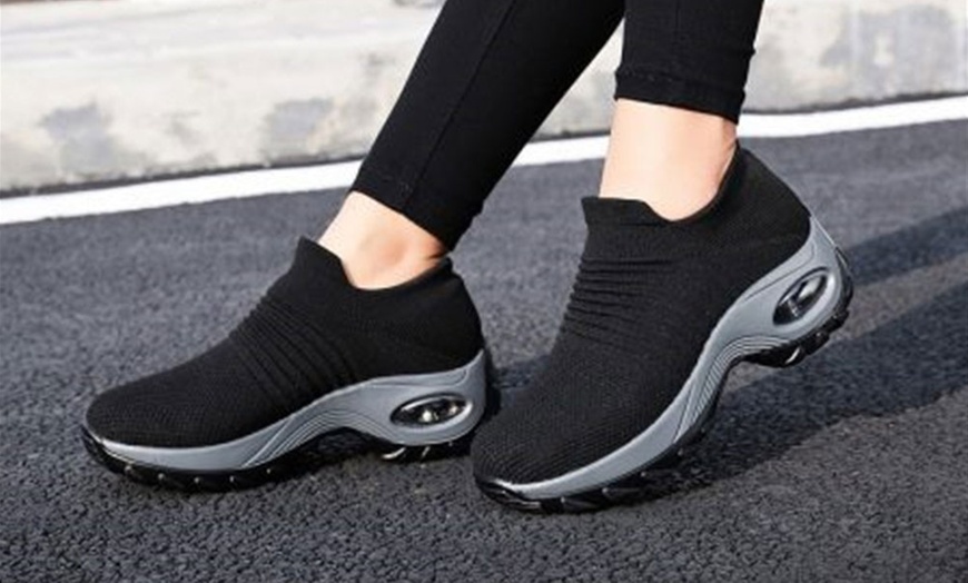 Image 5: Breathable Wedge Slip-On Shoes