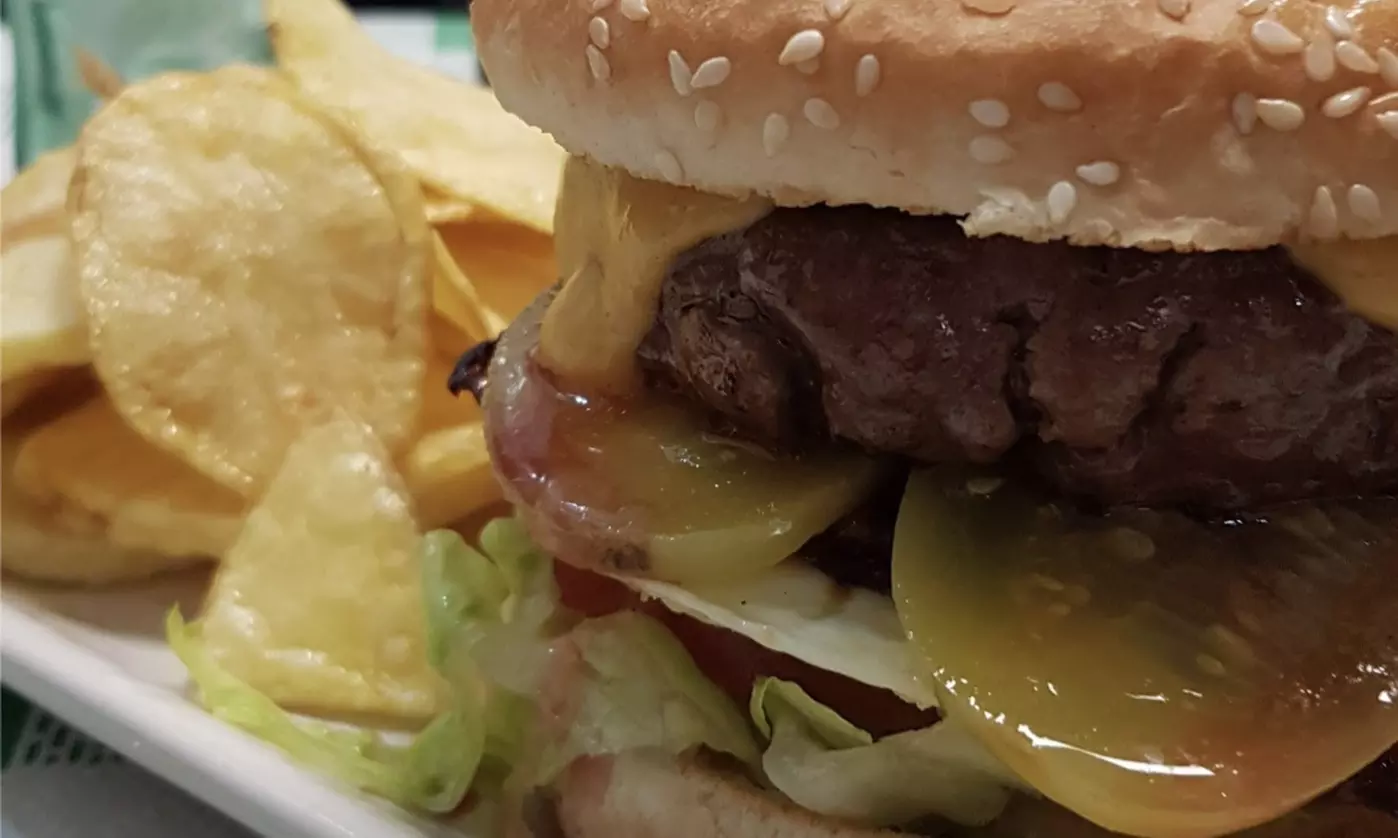 ¡Disfruta de una cena para 2 con todo incluido!